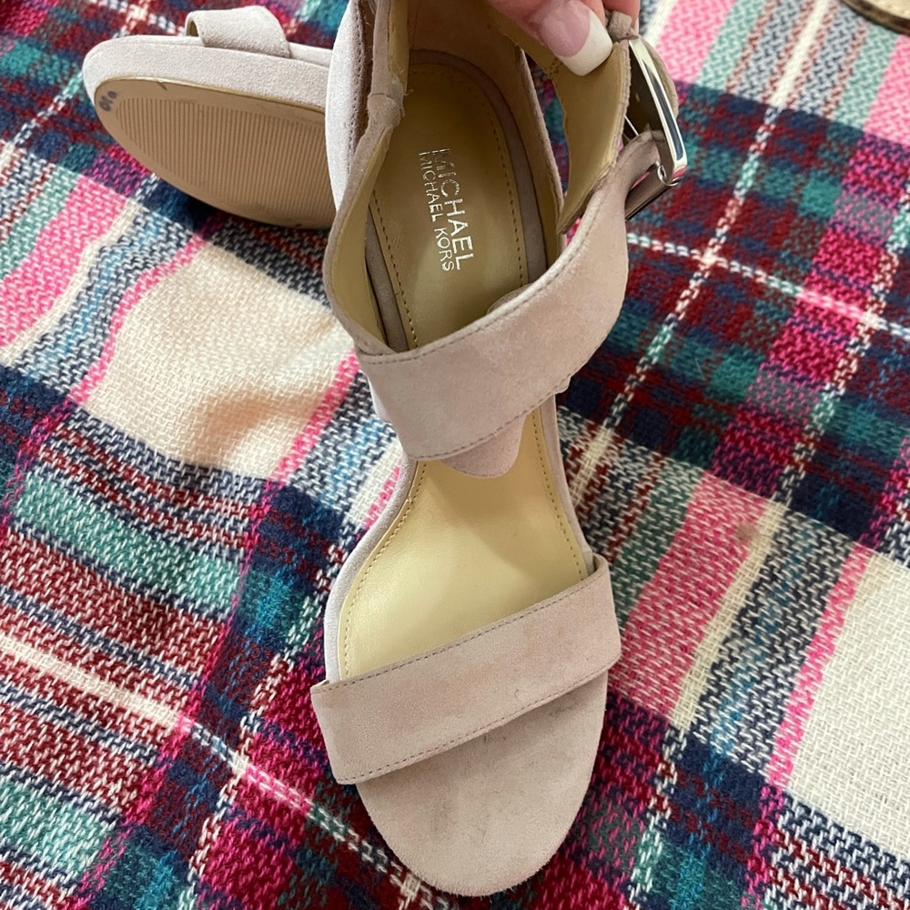 Mk Pumps! Never Worn! - image 3